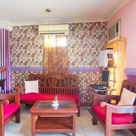 Oyo 174 Westview Pension Cebu Luaran gambar