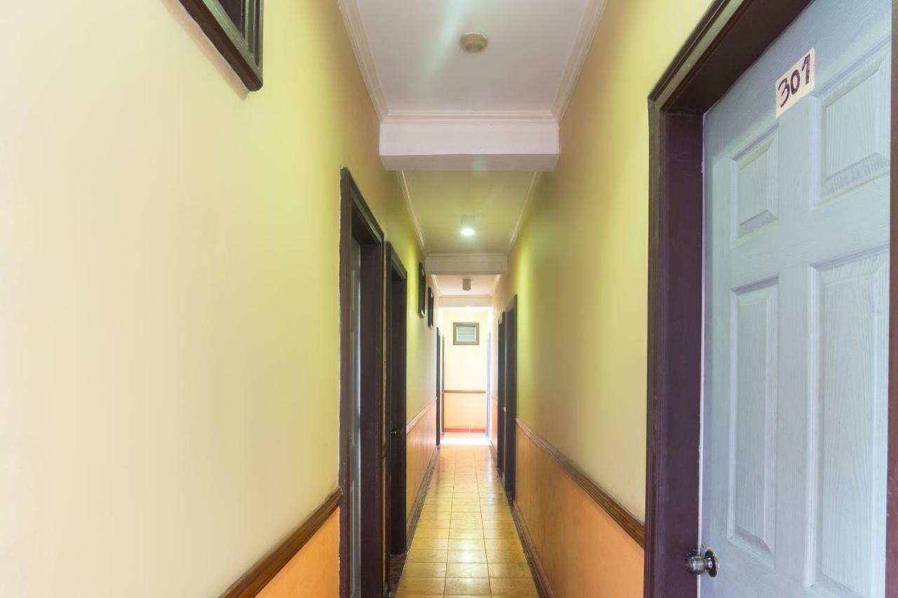 Oyo 174 Westview Pension Cebu Luaran gambar